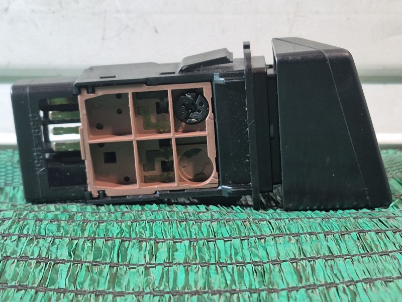 Recambio de warning para mazda 5 (cr) 2.0 cd (cr19) referencia OEM IAM 15A468 15A468 15A468