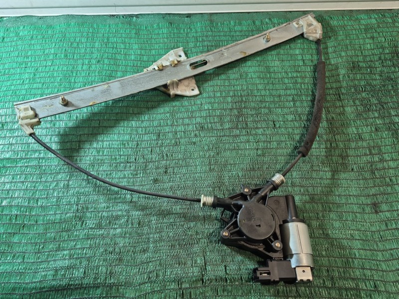 Recambio de elevalunas delantero izquierdo para mazda 5 (cr) 2.0 cd (cr19) referencia OEM IAM   