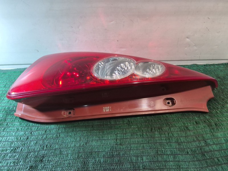 Recambio de piloto trasero izquierdo para mazda 5 (cr) 2.0 cd (cr19) referencia OEM IAM C23551160 C23551160 K2442