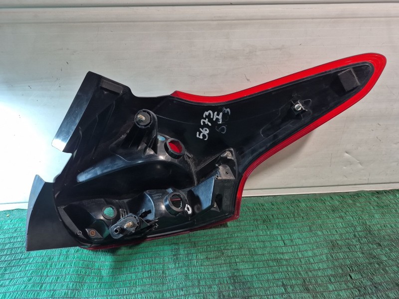 Recambio de piloto trasero izquierdo para ford focus iii 1.0 ecoboost referencia OEM IAM F1EB13405B F1EB13405B F1EB13405B