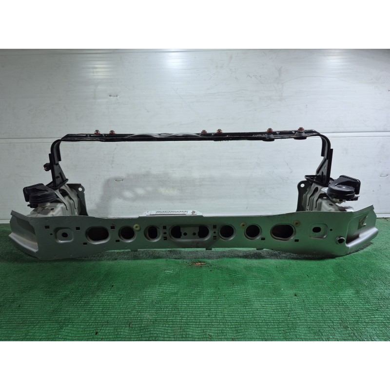 Recambio de refuerzo paragolpes delantero para ford focus iii 1.5 tdci referencia OEM IAM F0C172803 F0C172803 F0C172803