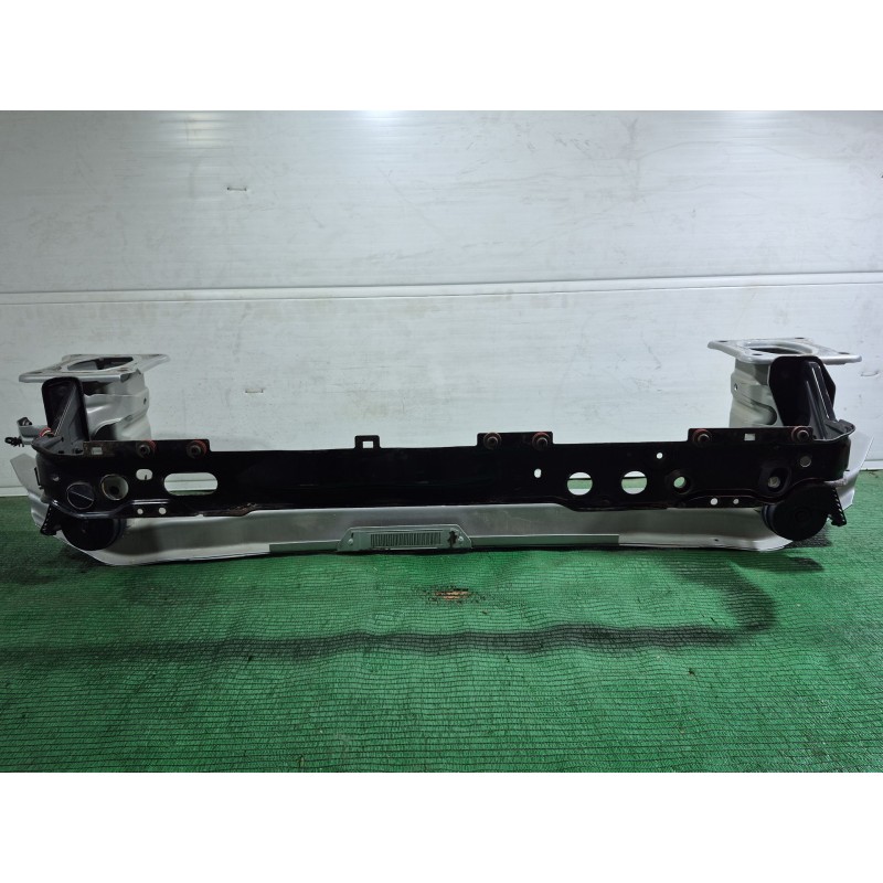 Recambio de refuerzo paragolpes delantero para ford focus iii 1.5 tdci referencia OEM IAM F0C172803 F0C172803 F0C172803