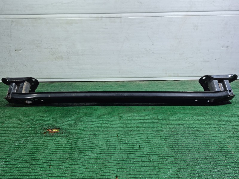 Recambio de refuerzo paragolpes trasero para toyota yaris (_p9_) 1.4 d-4d (nlp90_) referencia OEM IAM   