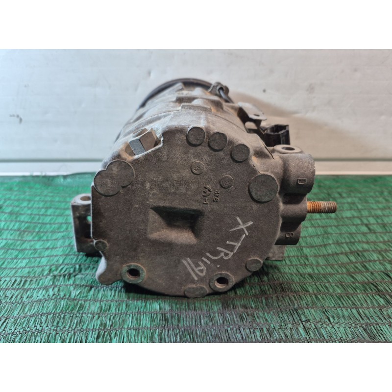 Recambio de compresor aire acondicionado para nissan x-trail (t30) comfort referencia OEM IAM 92600AU01 92600AU01 3K61045010