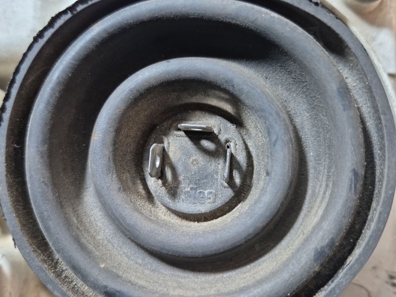 Recambio de faro izquierdo para nissan vanette cargo (hc23) 2.3 diesel referencia OEM IAM   