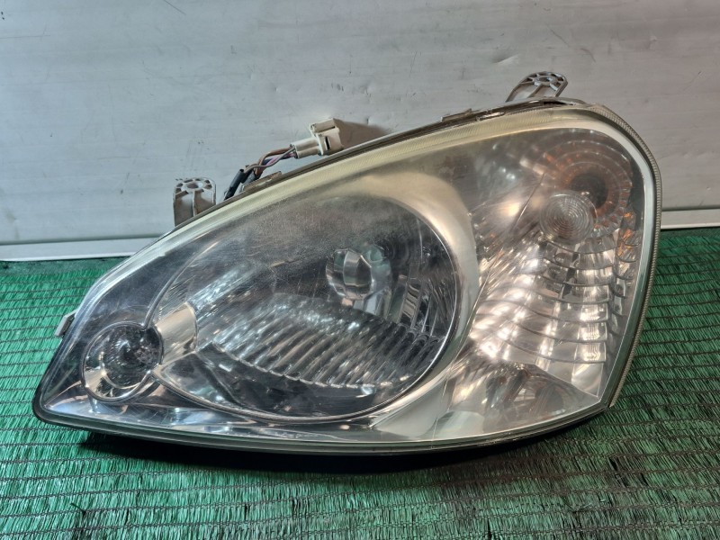 Recambio de faro izquierdo para tata indica referencia OEM IAM   