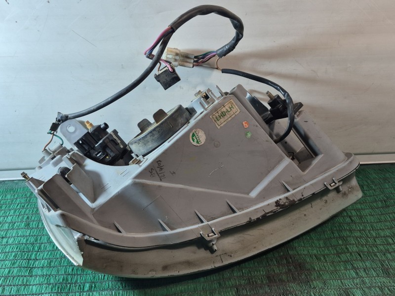 Recambio de faro izquierdo para tata indica referencia OEM IAM   