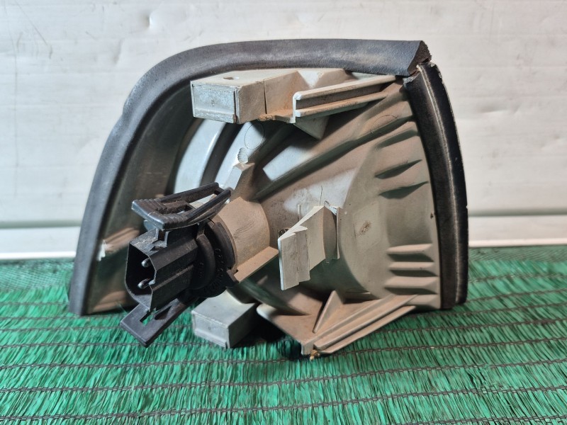 Recambio de piloto delantero izquierdo para bmw serie 3 compacto (e36) 318tds referencia OEM IAM   