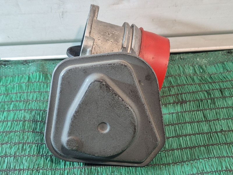 Recambio de caja mariposa para bmw serie 1 berlina (e81/e87) 118d referencia OEM IAM   