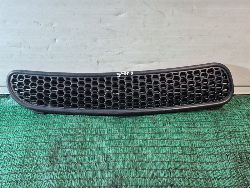 Recambio de rejilla delantera para mini mini (r50, r53) one referencia OEM IAM   