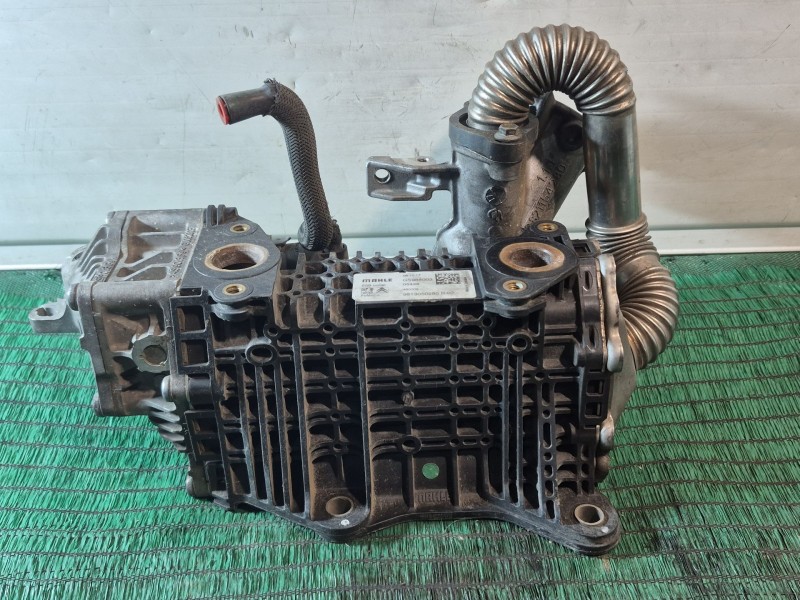 Recambio de enfriador egr para peugeot 208 1.6 16v hdi fap referencia OEM IAM 9813050280 9813050280 9813050280