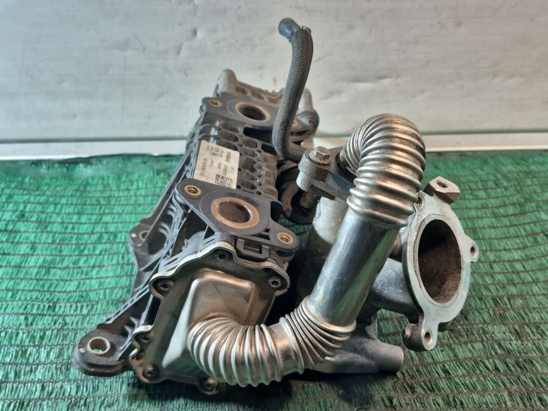 Recambio de enfriador egr para peugeot 208 1.6 16v hdi fap referencia OEM IAM 9813050280 9813050280 9813050280