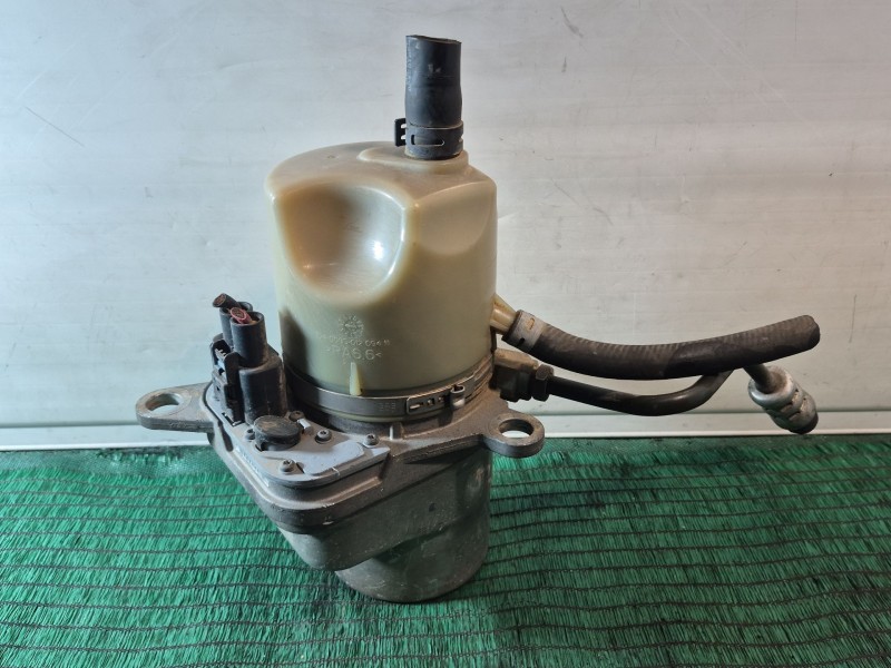 Recambio de bomba direccion para volvo v50 (545) 1.8 referencia OEM IAM   