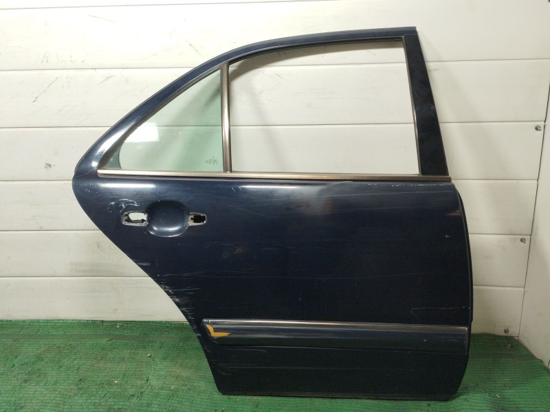 Recambio de puerta trasera derecha para mercedes-benz clase e (w210) e 280 (210.063) referencia OEM IAM   