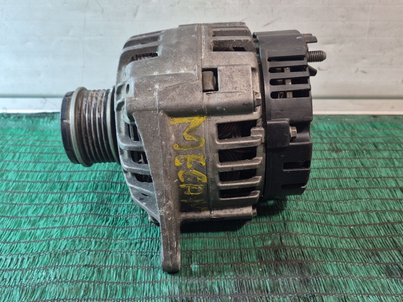 Recambio de alternador para renault scenic (ja..) 1.9 dci authentique referencia OEM IAM 8200054588 2542466B SG10B019