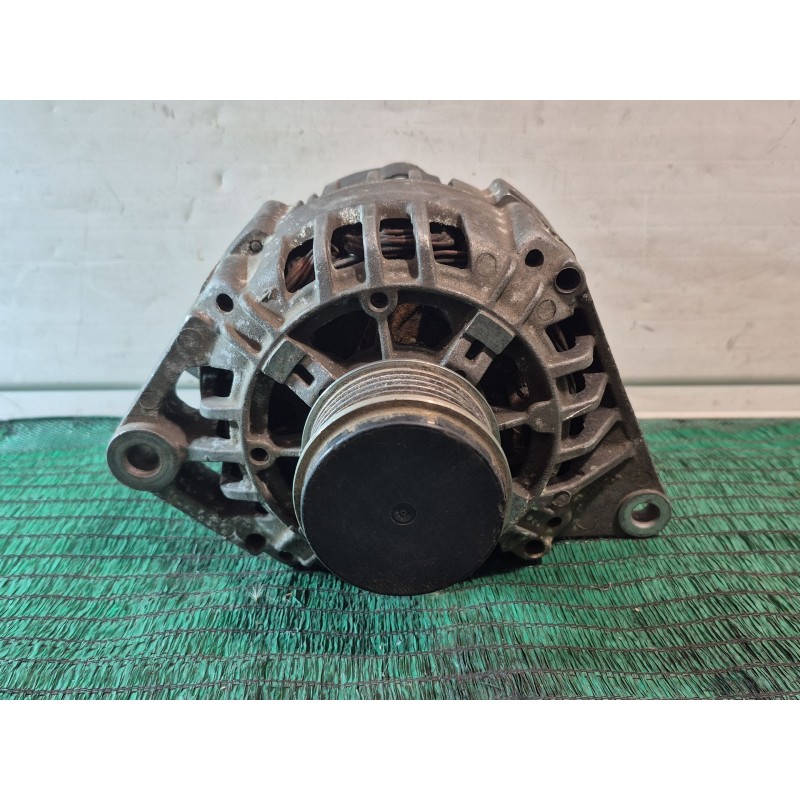 Recambio de alternador para renault scenic (ja..) 1.9 dci authentique referencia OEM IAM 8200054588 2542466B SG10B019