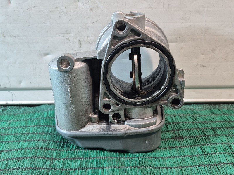 Recambio de caja mariposa para volkswagen passat berlina (3c2) advance referencia OEM IAM 03G128063B 03G128063B 03G128063B