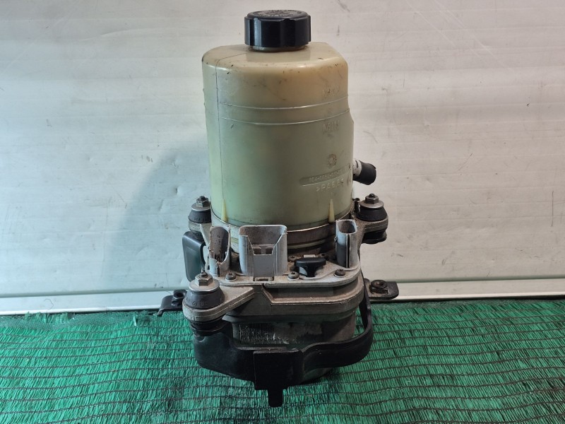 Recambio de bomba direccion para ford focus c-max (cap) 30 aniversario referencia OEM IAM   