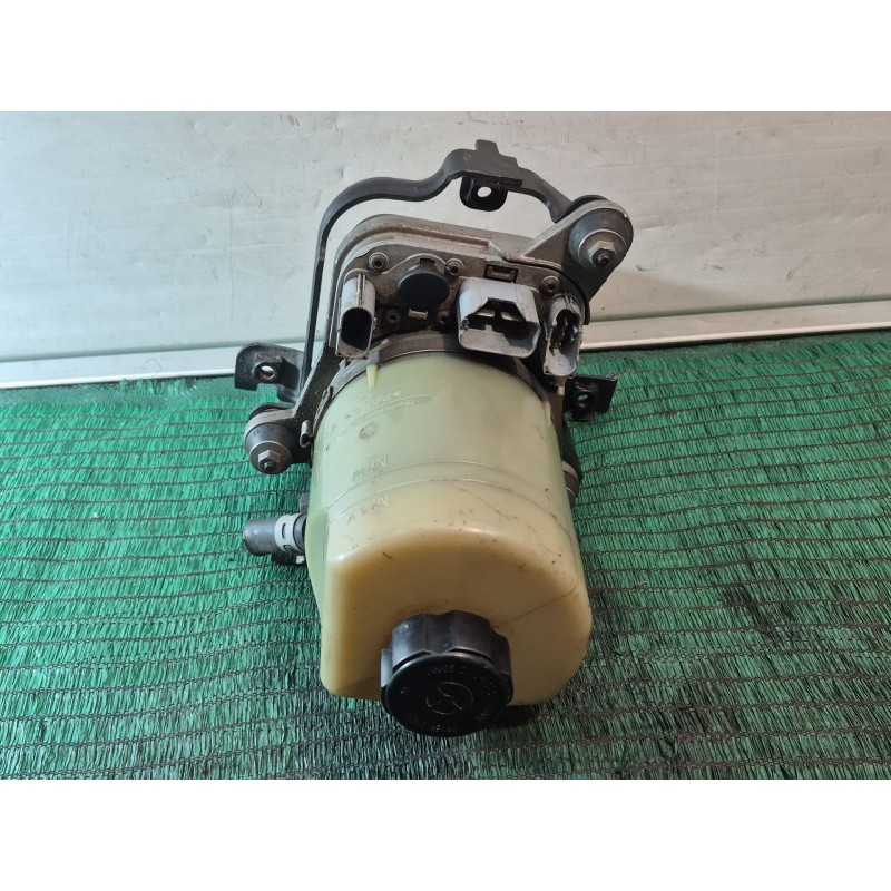 Recambio de bomba direccion para ford focus c-max (cap) 30 aniversario referencia OEM IAM   