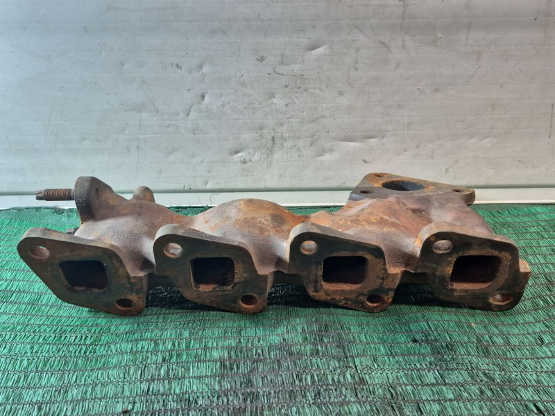 Recambio de colector escape para nissan cabstar referencia OEM IAM   