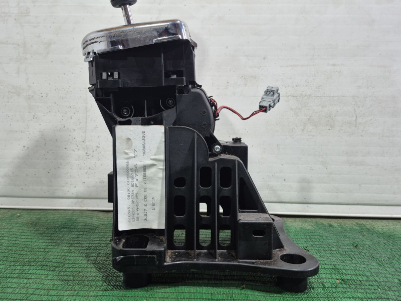 Recambio de palanca cambio para peugeot 308 cc (4b_) 1.6 hdi referencia OEM IAM   