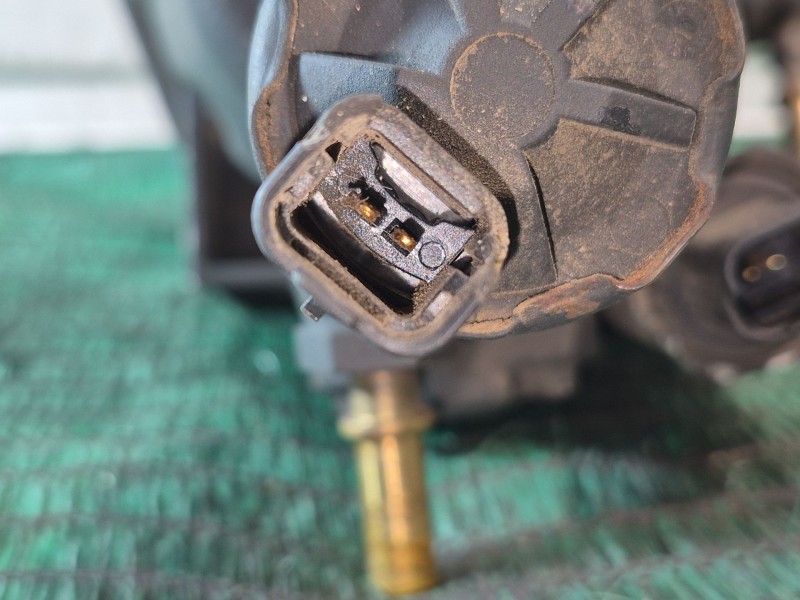 Recambio de bomba inyeccion para renault scenic ii referencia OEM IAM 5WS40153 A2C20000754 8200430599