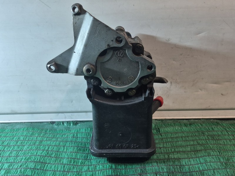 Recambio de bomba direccion para bmw serie 5 berlina (e39) 530d referencia OEM IAM   