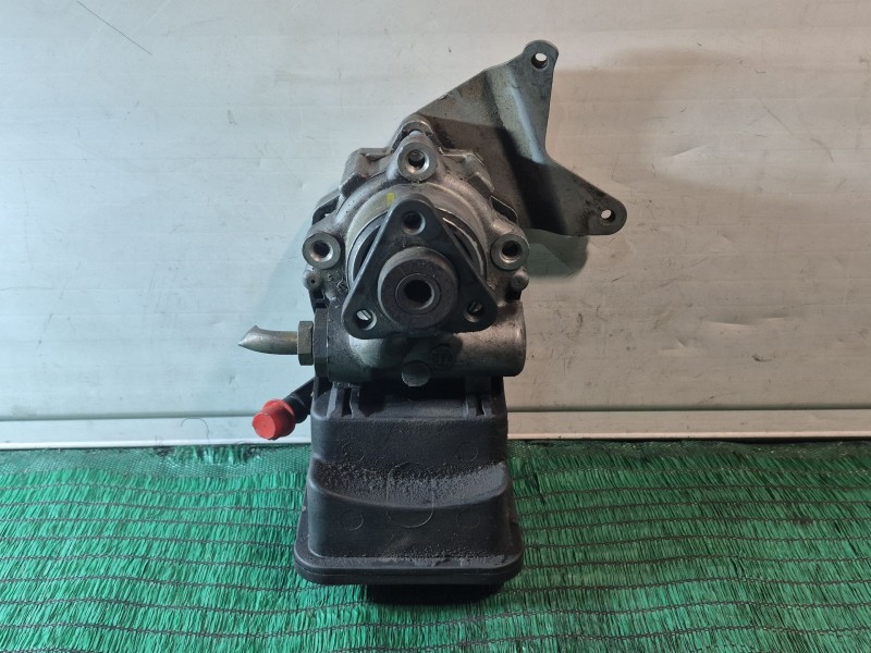 Recambio de bomba direccion para bmw serie 5 berlina (e39) 530d referencia OEM IAM   
