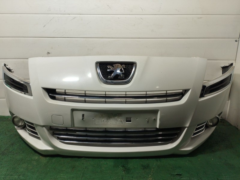 Recambio de paragolpes delantero para peugeot 5008 (0u_, 0e_) 1.6 hdi referencia OEM IAM   