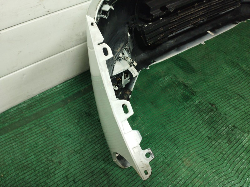 Recambio de paragolpes delantero para peugeot 5008 (0u_, 0e_) 1.6 hdi referencia OEM IAM   