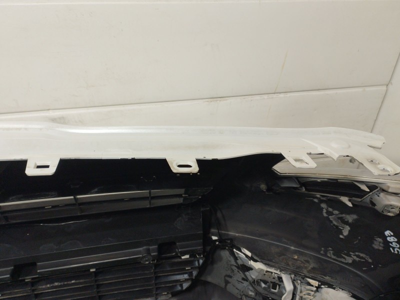 Recambio de paragolpes delantero para peugeot 5008 (0u_, 0e_) 1.6 hdi referencia OEM IAM   
