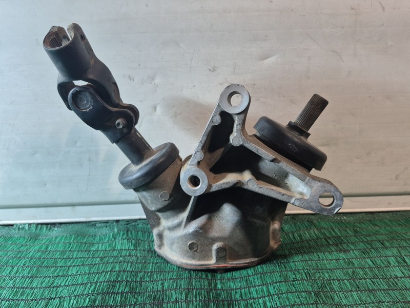 Recambio de caja direccion para nissan cabstar 09.06 2.5 diesel referencia OEM IAM   