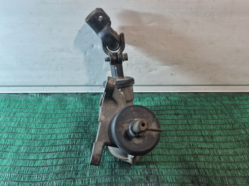 Recambio de caja direccion para nissan cabstar 09.06 2.5 diesel referencia OEM IAM   