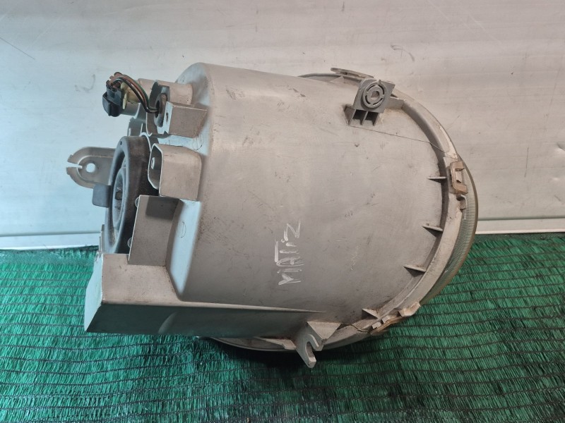 Recambio de faro izquierdo para daewoo matiz 0.8 cat referencia OEM IAM LHD9888 RHD9889 RHD9889