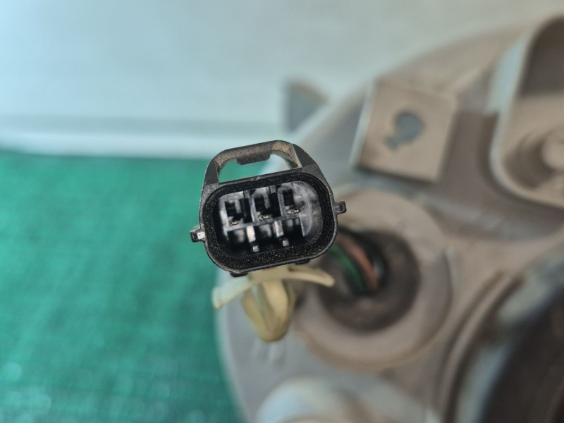 Recambio de faro izquierdo para daewoo matiz 0.8 cat referencia OEM IAM LHD9888 RHD9889 RHD9889