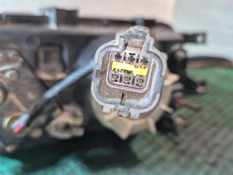 Recambio de faro izquierdo para nissan almera (n15) 1.4 16v cat referencia OEM IAM   