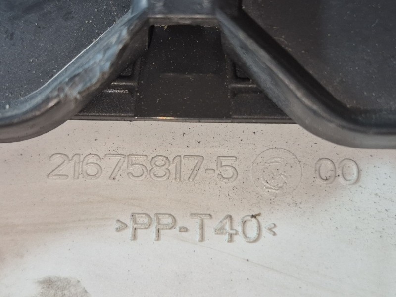 Recambio de pantalla multifuncion para renault megane ii berlina 5p referencia OEM IAM   