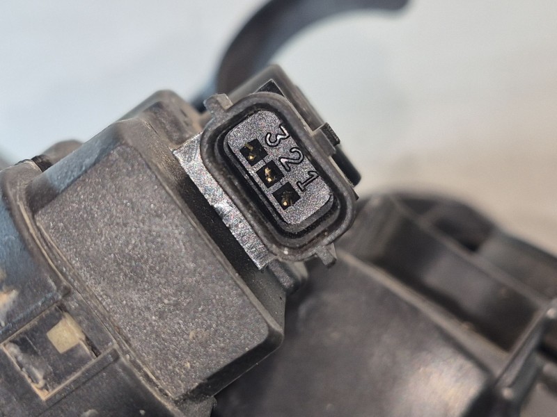 Recambio de faro derecho para peugeot 5008 (0u_, 0e_) 1.6 hdi referencia OEM IAM 89903105 9682519080 9682519080