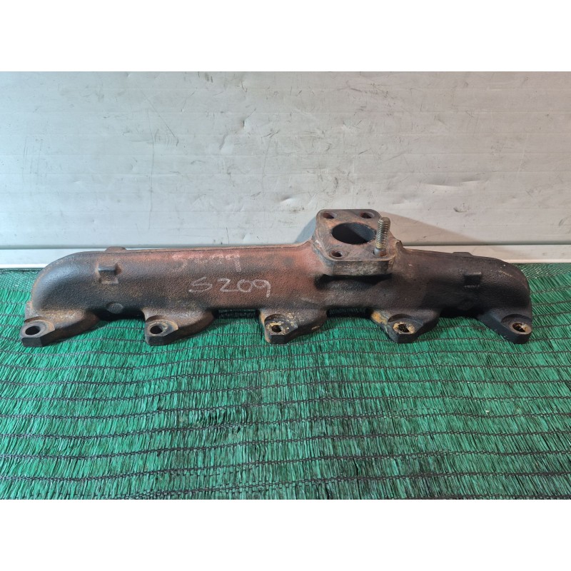 Recambio de colector escape para volvo c30 1.6 d drive kinetic referencia OEM IAM   