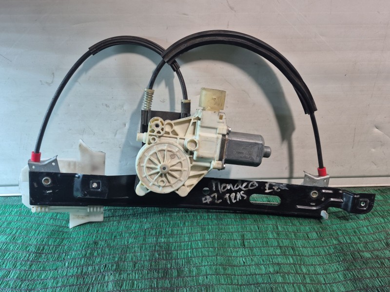 Recambio de elevalunas trasero izquierdo para ford mondeo berlina (gd) referencia OEM IAM 0130822286 FC6652 6M2114553B