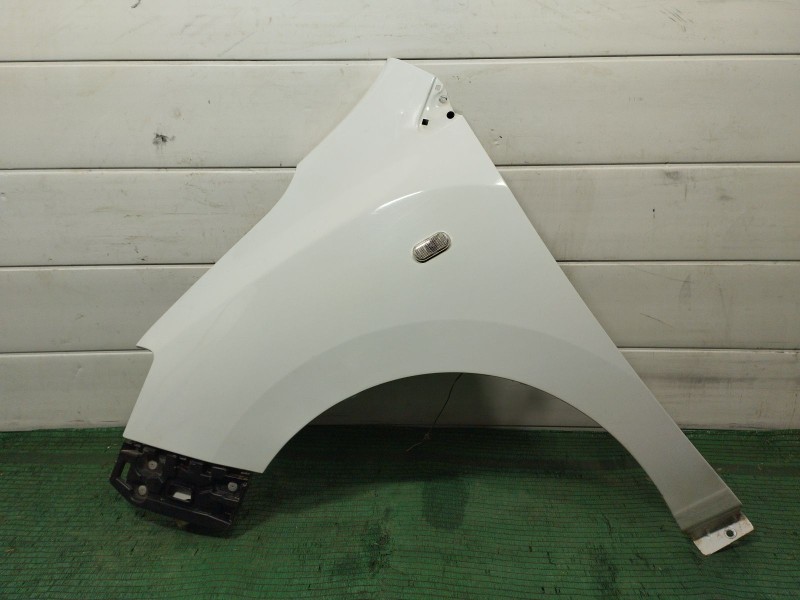 Recambio de aleta delantera izquierda para dacia dokker furgoneta/monovolumen 1.5 dci (feaj) referencia OEM IAM   