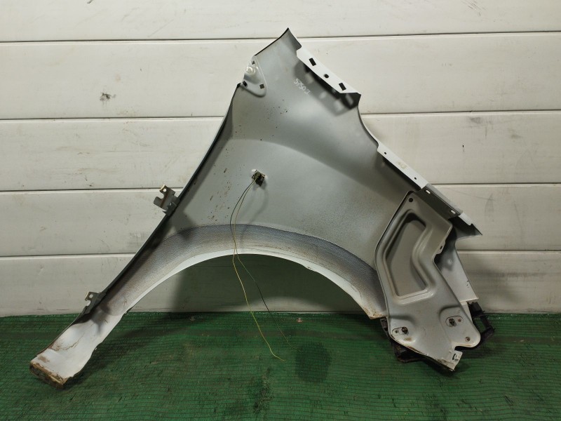 Recambio de aleta delantera izquierda para dacia dokker furgoneta/monovolumen 1.5 dci (feaj) referencia OEM IAM   