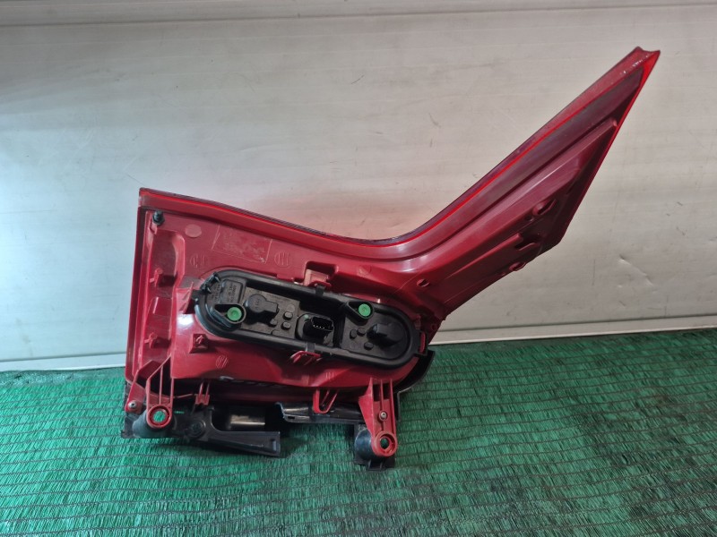 Recambio de piloto trasero izquierdo para peugeot 5008 (0u_, 0e_) 1.6 hdi referencia OEM IAM   