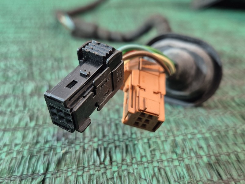 Recambio de retrovisor derecho para peugeot 5008 (0u_, 0e_) 1.6 hdi referencia OEM IAM   