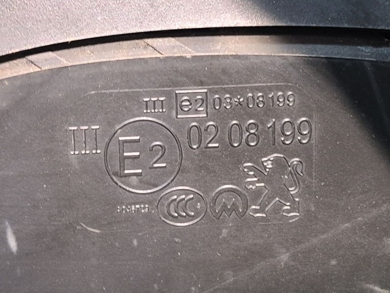 Recambio de retrovisor izquierdo para peugeot 5008 (0u_, 0e_) 1.6 hdi referencia OEM IAM E20208199 E20208199 E20208199