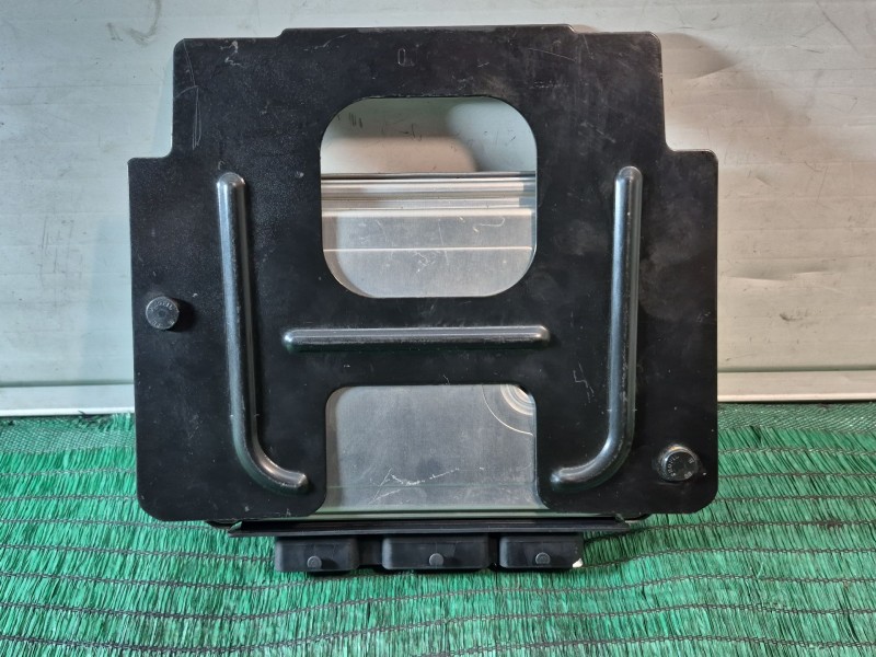 Recambio de centralita motor uce para citroën c4 berlina exclusive referencia OEM IAM   