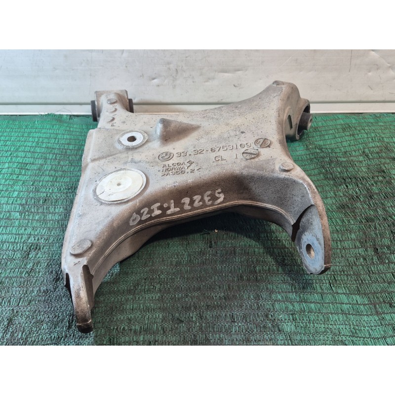 Recambio de brazo suspension superior trasero izquierdo para bmw serie 7 (e65/e66) 6.0 cat referencia OEM IAM 33326753109 333267