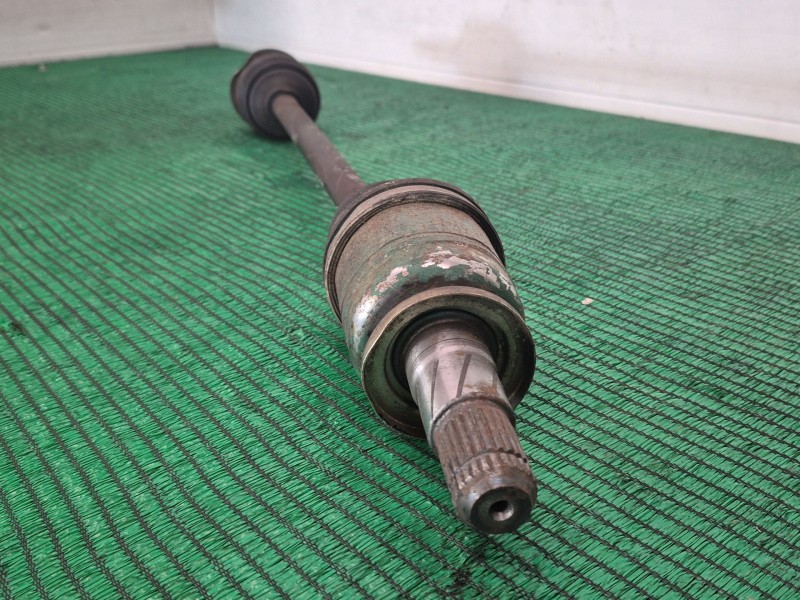 Recambio de transmision trasera izquierda para subaru legacy familiar/outback b13 (bp) 3.0 r outback referencia OEM IAM   