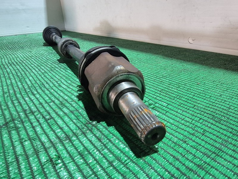 Recambio de transmision delantera derecha para kia cee´d referencia OEM IAM 495001H010 495001H010 495001H010