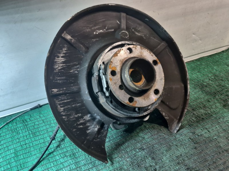 Recambio de mangueta trasera izquierda para bmw serie 7 (e65/e66) 6.0 cat referencia OEM IAM T8510S E6500 E6500